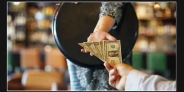 Waitress at Michigan cafe receives $10,000 tip from man, but faces unexpected consequences